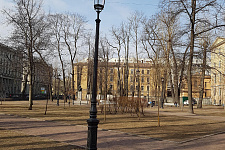 Сквер на Каменоостровском пр., Санкт-Петербург. 2016