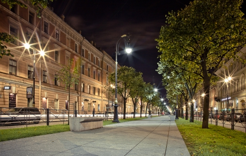 СПб ГУП «Ленсвет» сделал наружное освещение Большой Конюшенной улицы энергоэффективнее