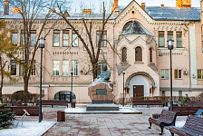 Благоустройство территории возле ФГБУ «Нацхирургии им. А.В. Вишневского»