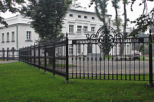 Территория гостиничного комплекса, август 2011, Калининградская область