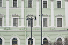Чугунные фонари на Миллионной улице в Санкт-Петербурге, 2019