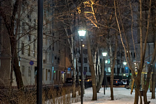 Сквер на улице Фадеева в Москве. 2018
