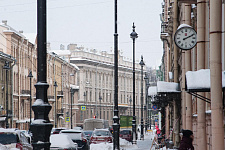 Чугунные фонари на Миллионной улице в Санкт-Петербурге, 2019