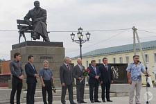 Памятник Куприну, Пенза. 2015